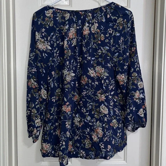Fred David • Women’s Floral Blouse • Size medium - Picture 4 of 5